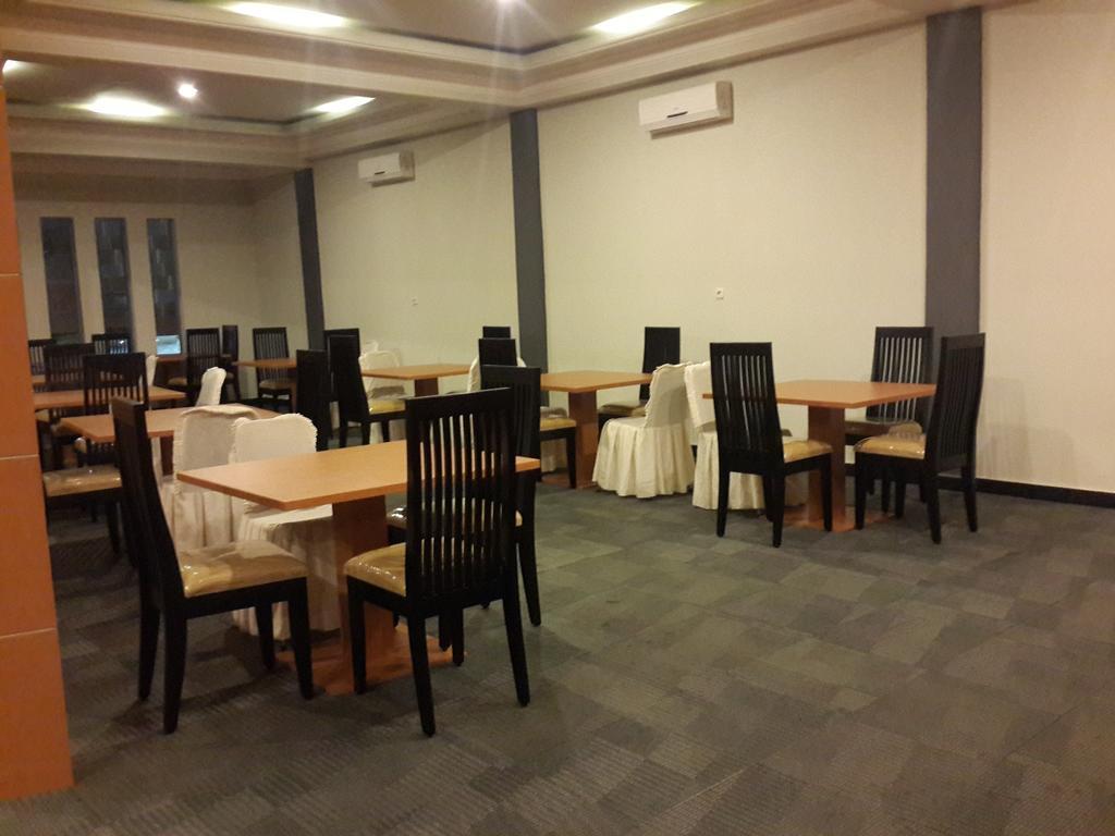 Raja Residence Jambi 占碑 外观 照片