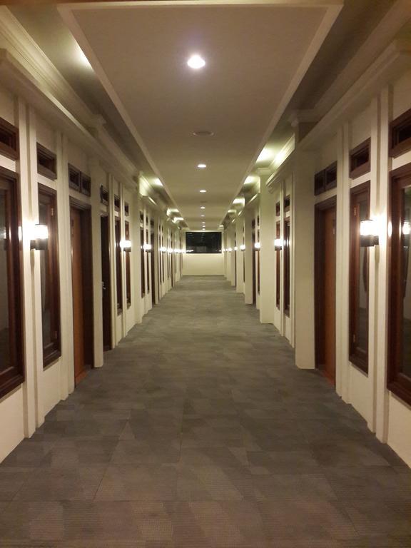 Raja Residence Jambi 占碑 外观 照片