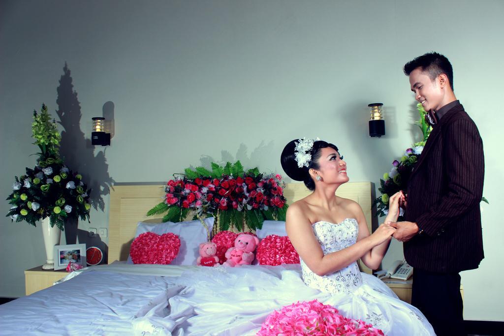 Raja Residence Jambi 占碑 客房 照片