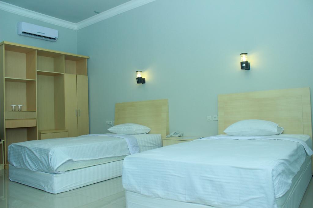 Raja Residence Jambi 占碑 客房 照片